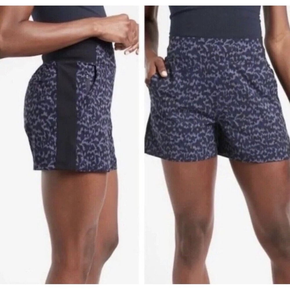 Athleta Brooklyn Printed Shorts Allure Navy Blue Purple Size 4 Classic Outdoor